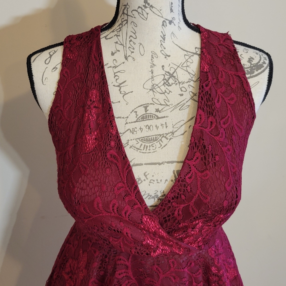 Windsor Burgundy Lace Puffy Short Formal Dress - Picture 3 of 6